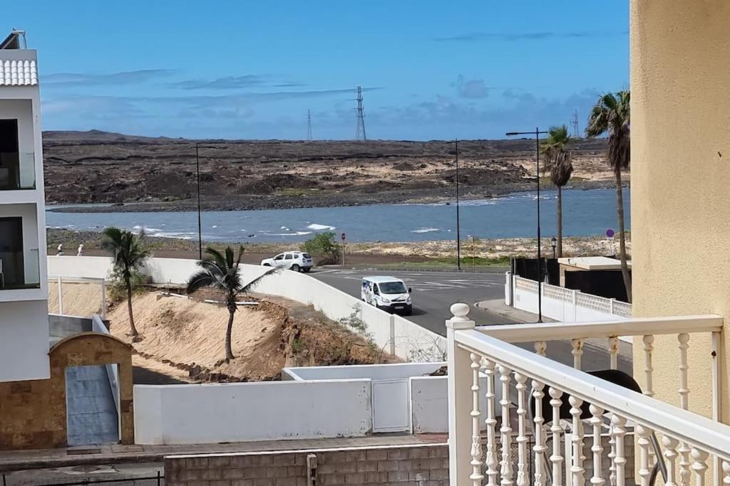 Gilda: Beautiful Spacious Apartment. Seaview From Rooftop Terrace Corralejo Eksteriør bilde
