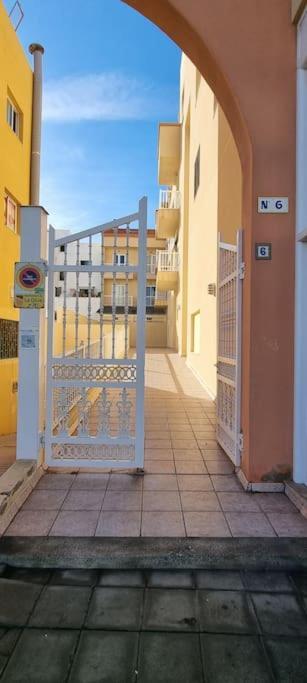 Gilda: Beautiful Spacious Apartment. Seaview From Rooftop Terrace Corralejo Eksteriør bilde
